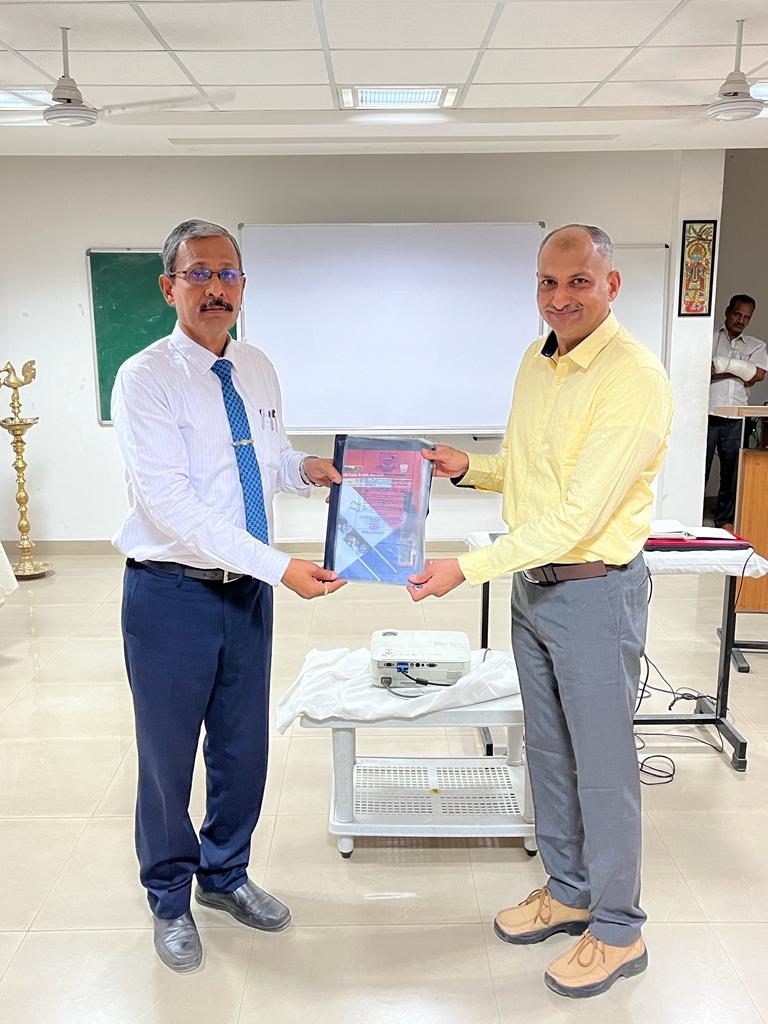 The Art of Effective Communication at CSKM School — photo 4